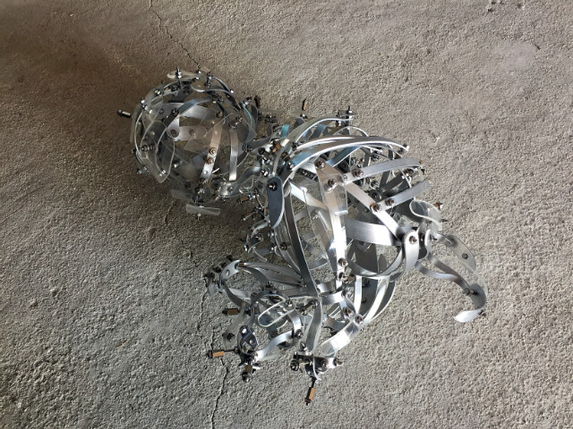 Defensive Measure2016-01_aluminum,Polyvinyl chloride_50x30x40cm_2016.JPG